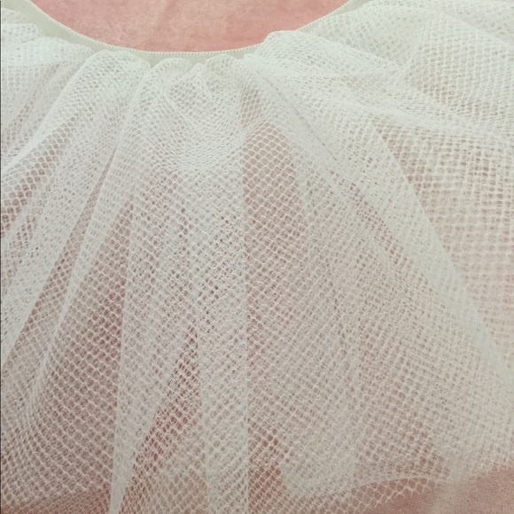 The Best Things Happens While You Dance - Picture 5 of 8